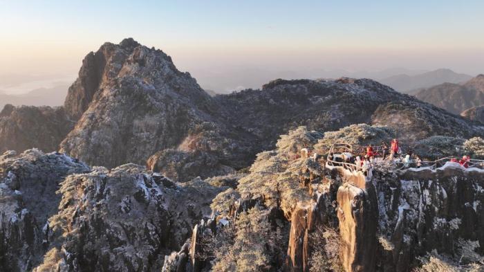 黄山，一下雪就成了现实版中国画