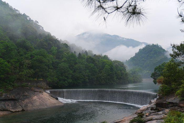 云雾缭绕间遇见水墨丹青武夷山