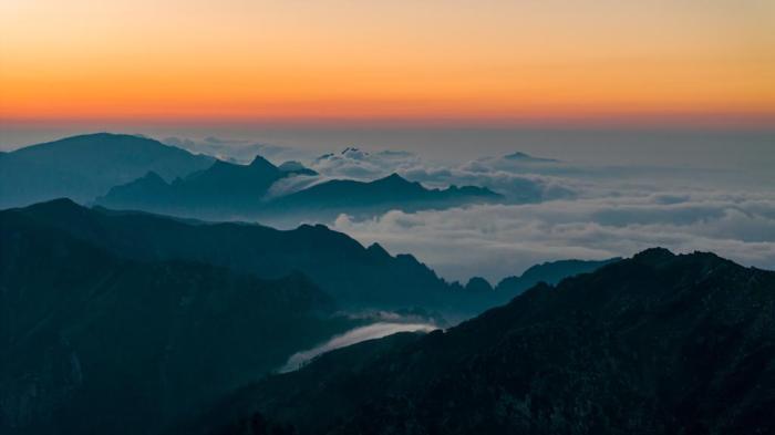 秦岭云海翻涌 壮丽迷人