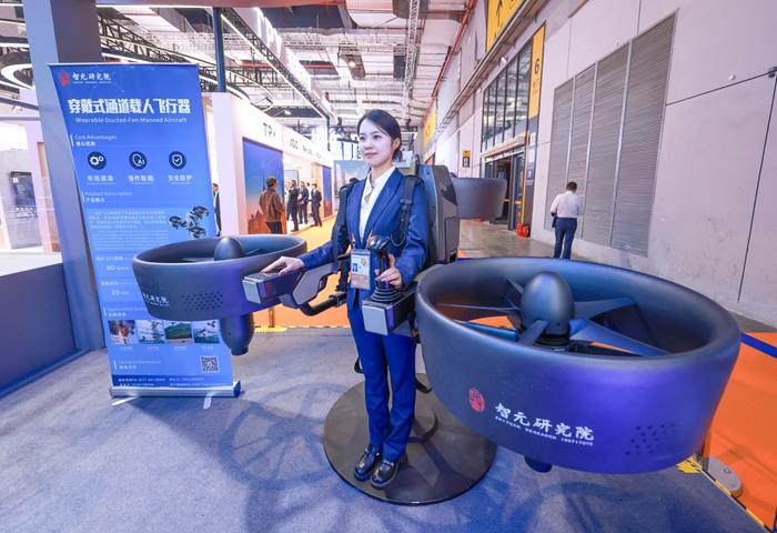 第八届中国国际进口博览会在上?？?>
     <p>第八届中国国际进口博览会在上海开幕</p>
</a>
        </div>
    </div>
    <!--推荐图集end-->
    <div   id=