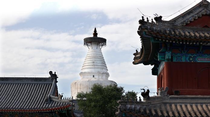 一座白塔，见证中尼文明交流的历史之约